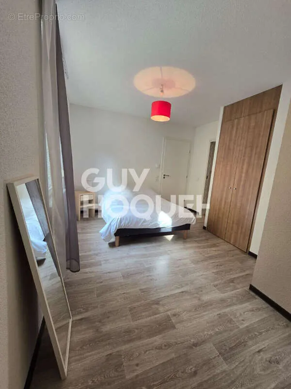 Bedrooms - 2-Bedroom Apartment with Balcony in Saint-Avold