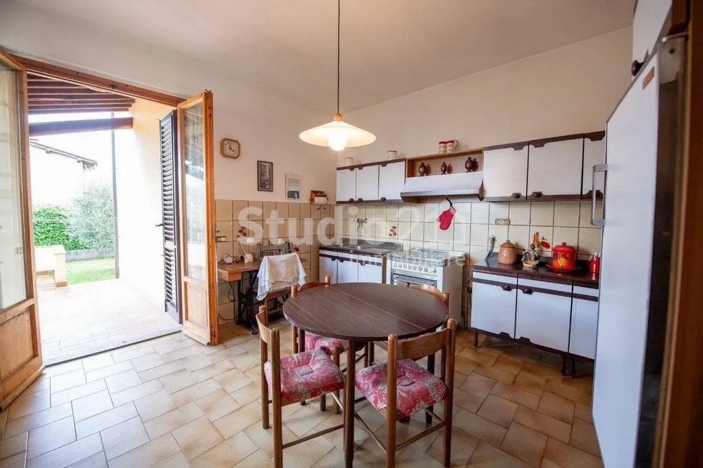 Cucina - Villa bifamiliare con piscina a Figline e Incisa Valdarno