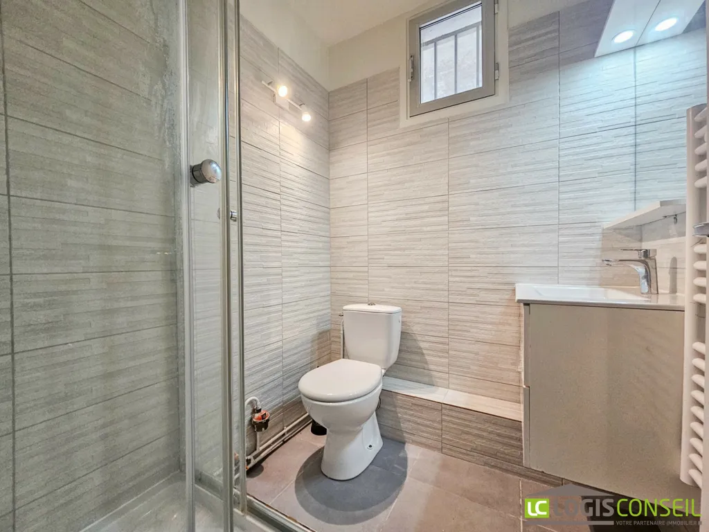 Vannitoad - Ground Floor Flat with Parking in Châtenay-Malabry