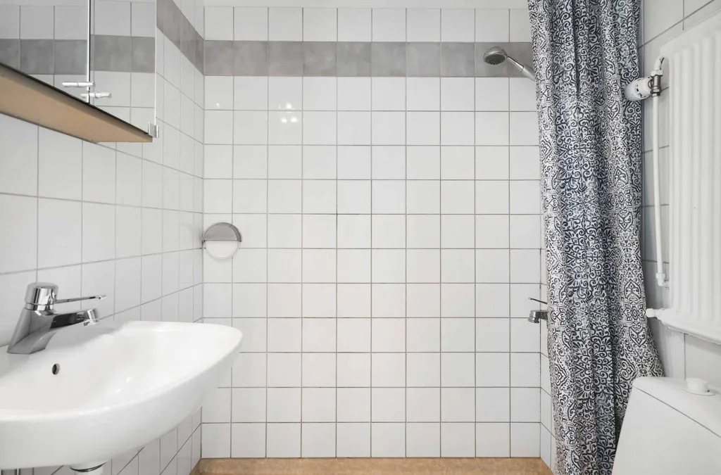 Bagni - 40s Flat with Balcony in Uppsala