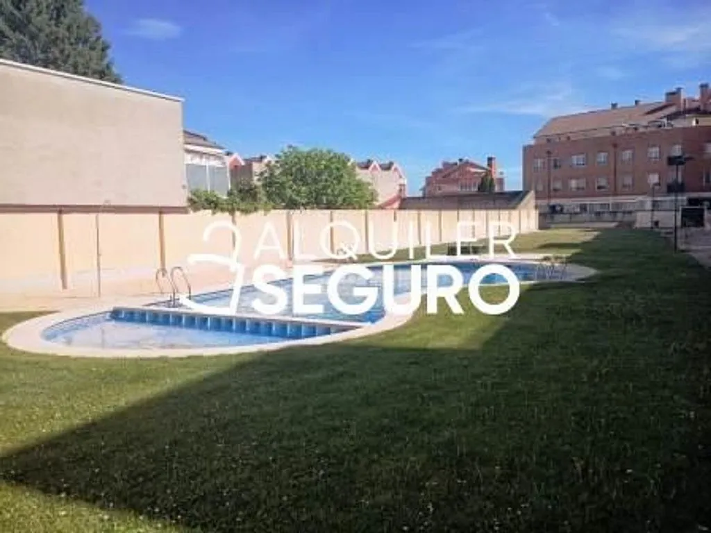 Piscine - Penthouse with Terrace in Zaratán