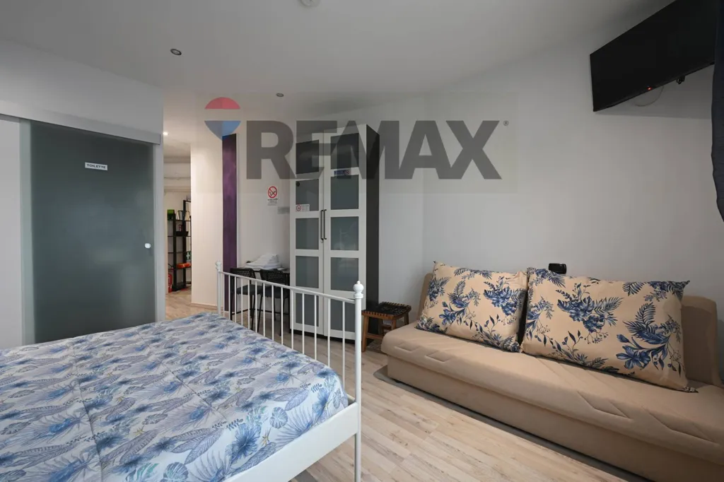 Chambres - Renovated Apartment with Two Balconies in Modena Centre
