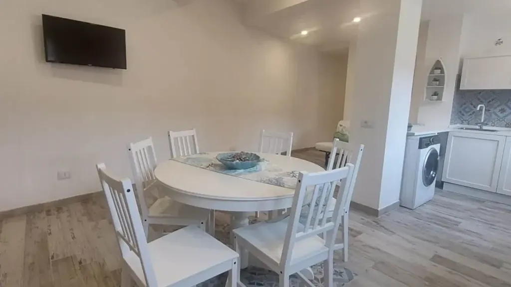 Salle à manger - Rearranged Apartment with Beach Access in Nettuno
