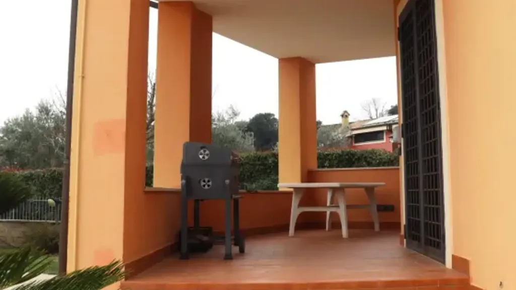 Terrass - Villa with Pool in Bracciano