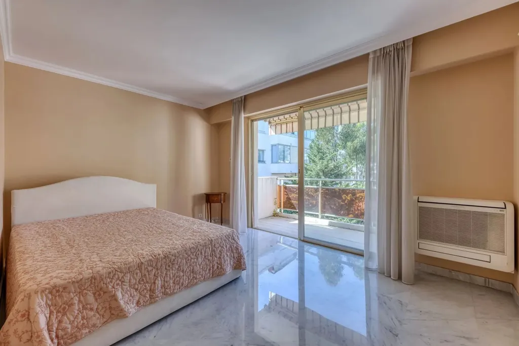 Chambres - Appartement Luxe avec Terrasses Panoramiques à Cannes
