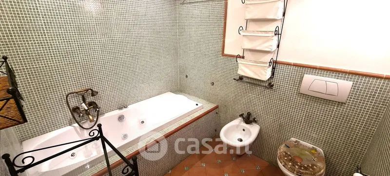 Salles de bain - Rustic Penthouse with South Terrace in Camogli
