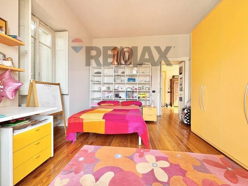 Schlafzimmer - Historic Villa with Private Garden in Mergozzo