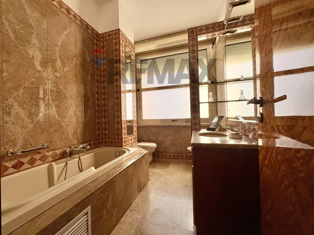Vannitoad - Four-Room Apartment in Bari Centre