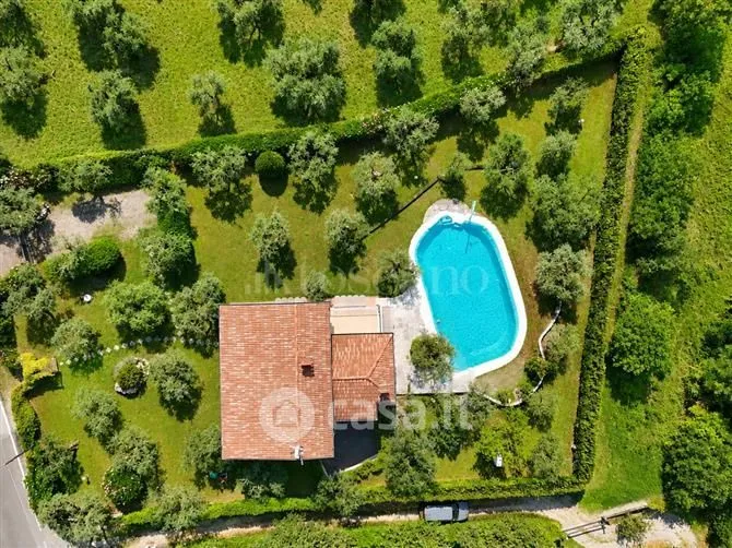 Õhuvaade - Villa with Pool in Moniga del Garda