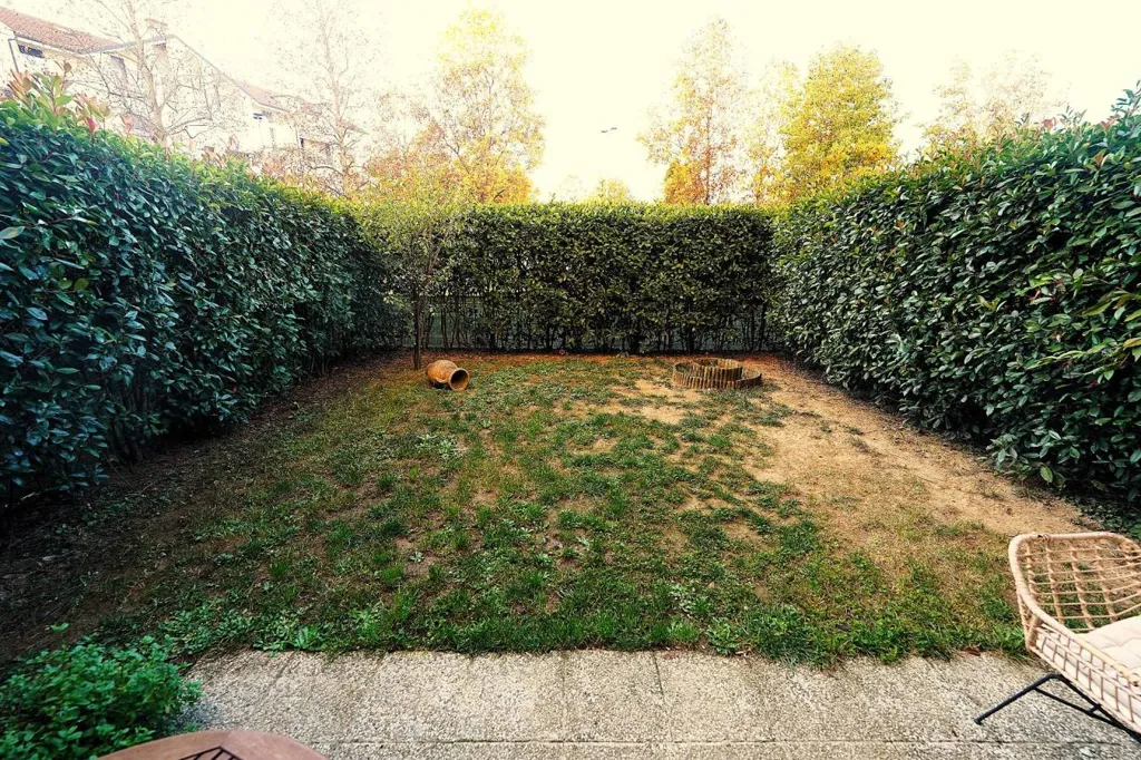 Jardin - Trilocale with Private Garden in La Loggia