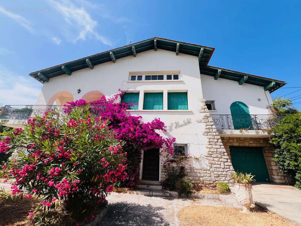 Extérieur - Villa de Charme avec Vue Mer à Sète