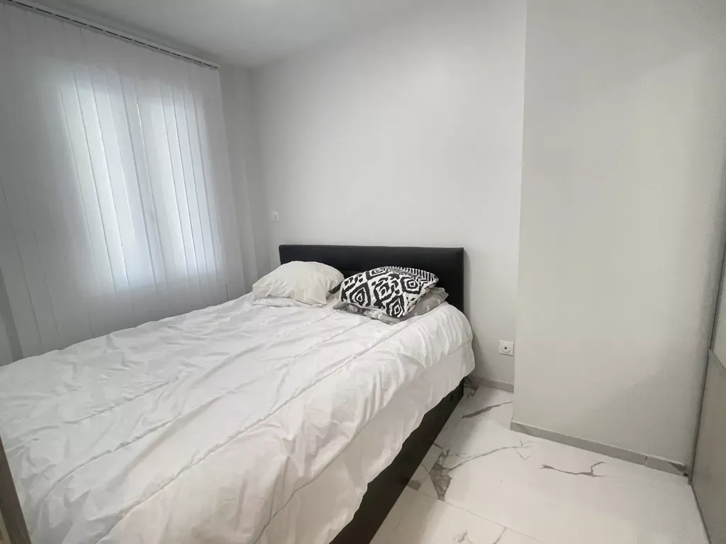 Magamistoad - 1-Bed Flat with Terrace in Cannes Centre