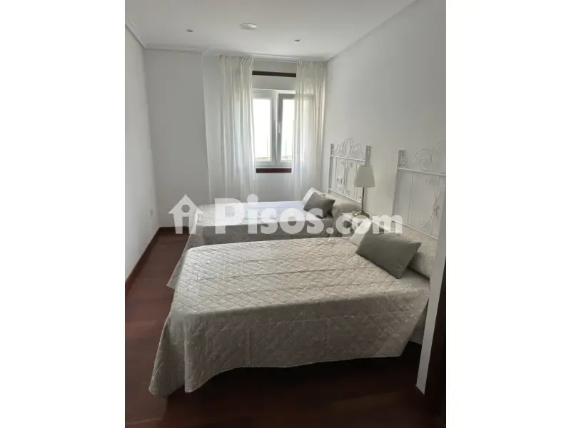 Chambres - Reformed Flat with Terrace in Ferrol Area