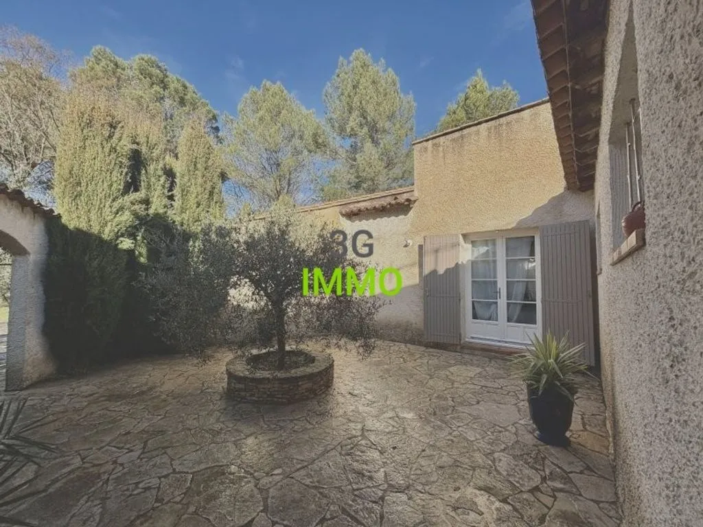 Garden - Provençal Style House with Pool in Uzès