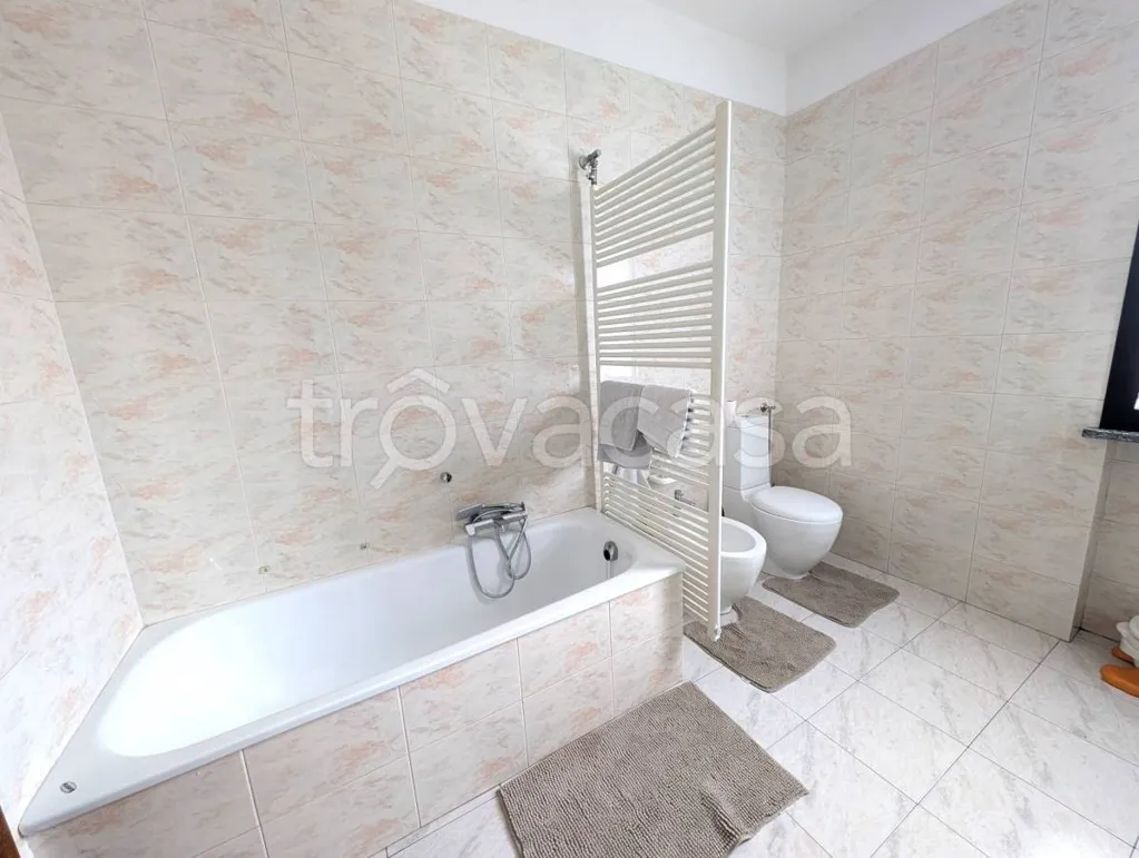 Salles de bain - Villa with Garden and Pool in Beinette
