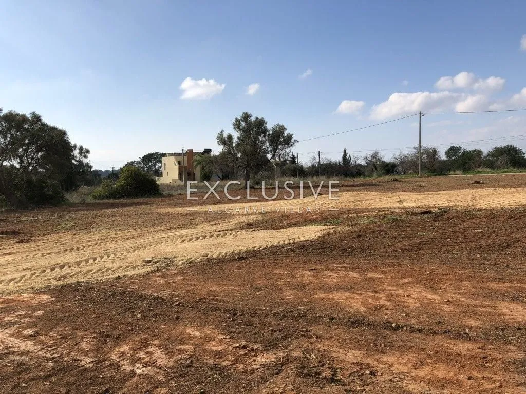 Jardin - Building Land with Pool Project in Almancil