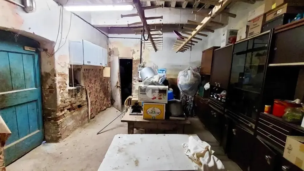 Utility Room - Rustic House with Garden in Alfonsine