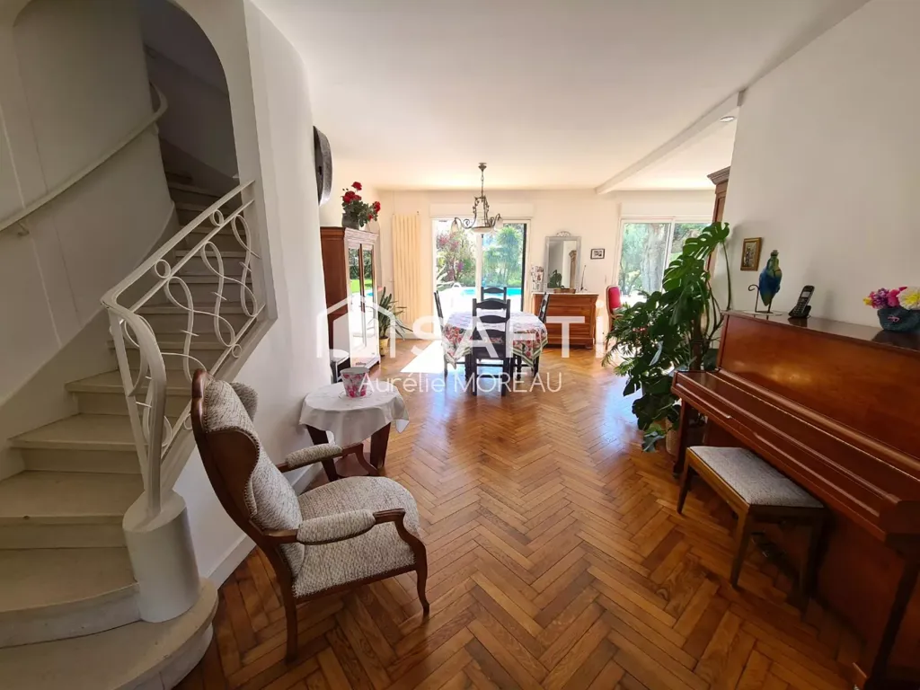 Elutuba - Charming House with Pool in Libourne