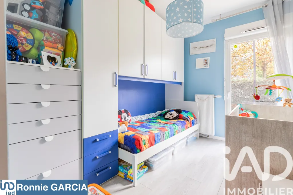 Chambres - Appartement avec Terrasse et Jardin à Athis-Mons