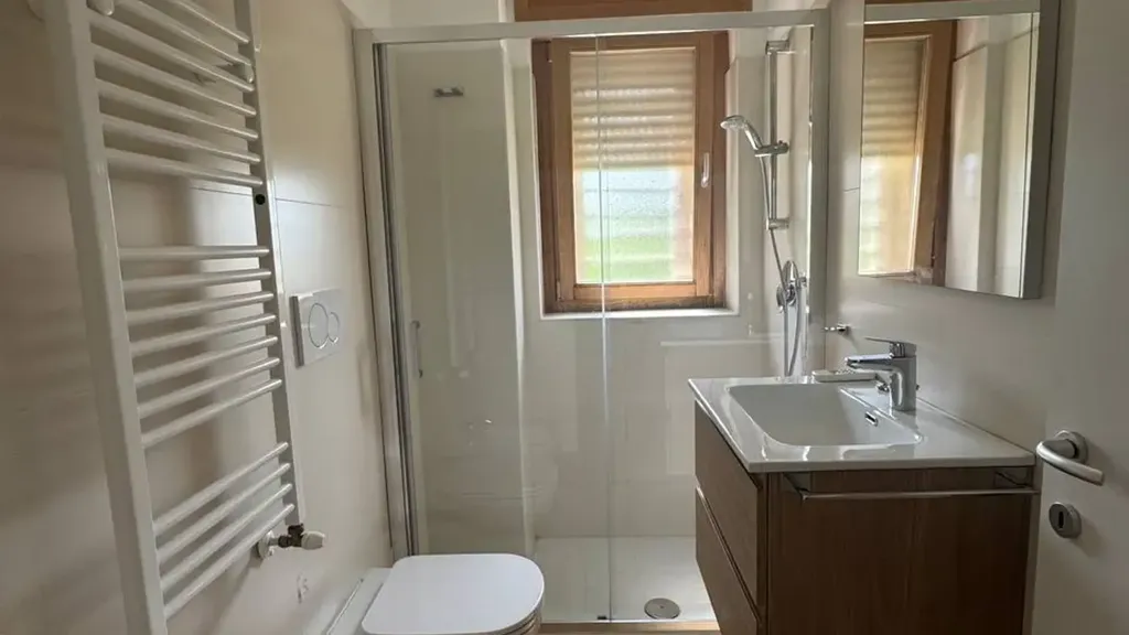 Vannitoad - Modern Trilocale with Terrazzo in Rome
