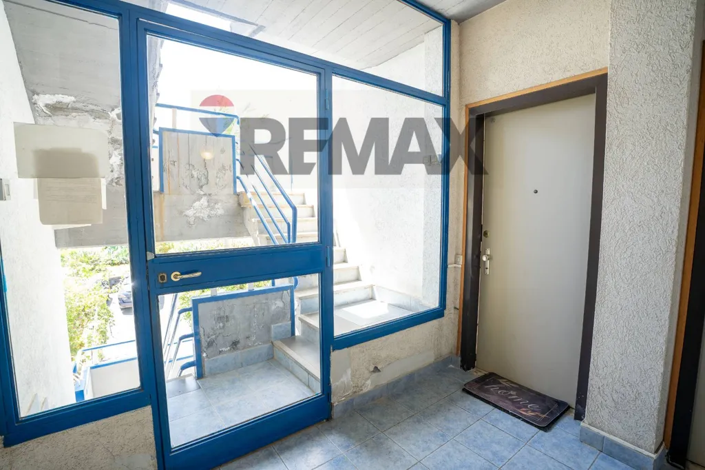 hallway_entrance