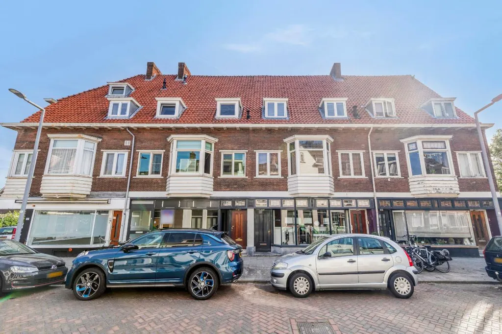 Välivaade - Charming Ground Floor Flat with Garden in Overschie