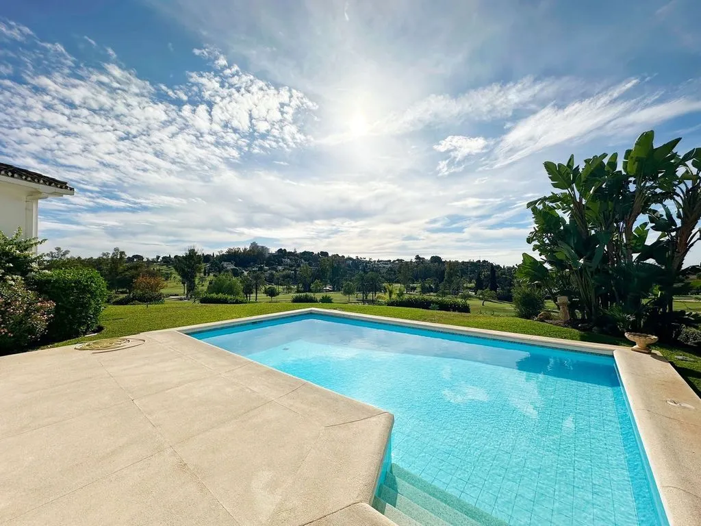 Piscine - Luxury Golf Villa with Pool in El Paraíso
