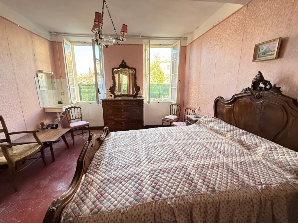 Chambres - Maison de Maître du XVIIe siècle à Rénover à Sault