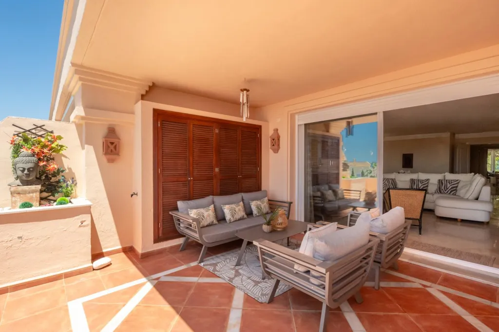 Terrasse - Luxury Apartment with Sea Views in Marbella