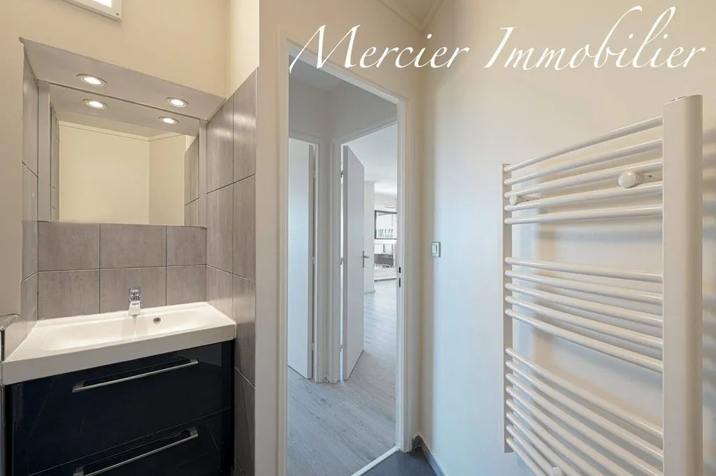 Salles de bain - Appartement d'Angle avec Vue Panoramique sur Seine à Paris