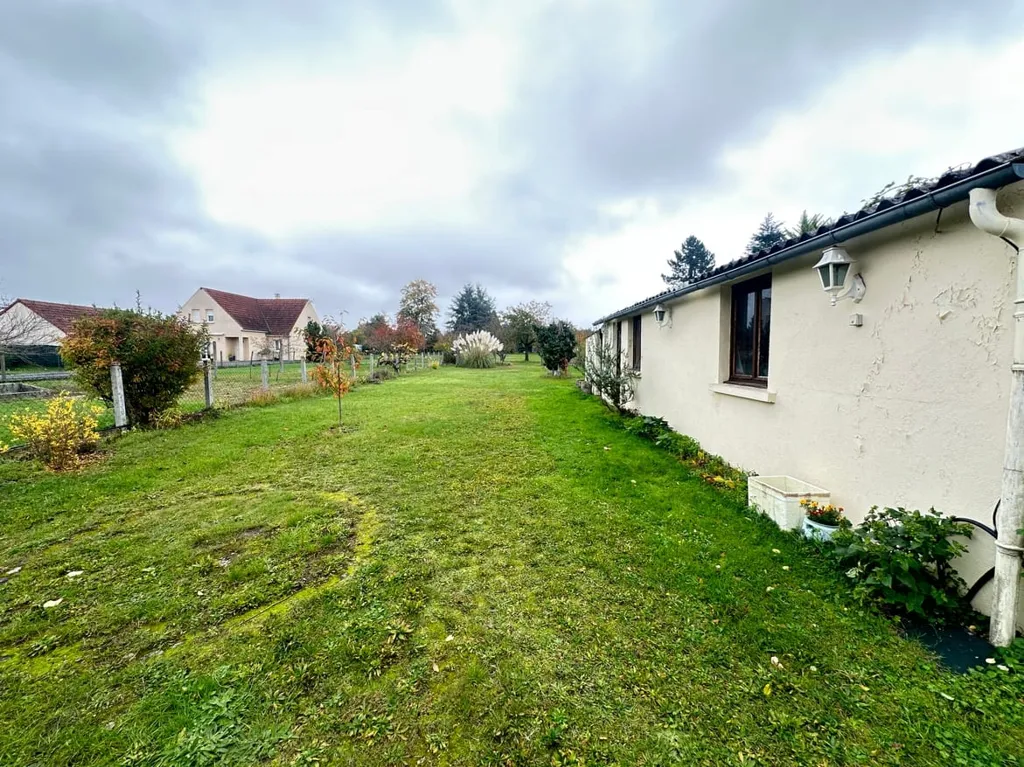 Aed - Meulière House with Garden in Amilly