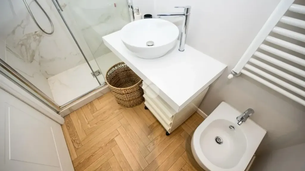 Vannitoad - Elegant Trilocale with Balcony in Milan