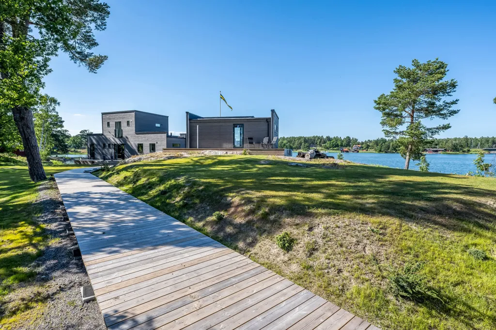 Välivaade - Modern Seafront Villa in Söderköping