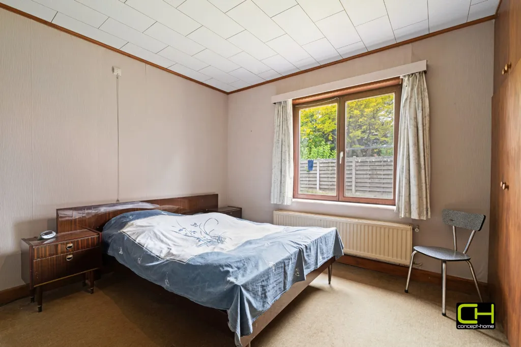 Bedrooms - Spacious House with West-Facing Garden in Zomergem