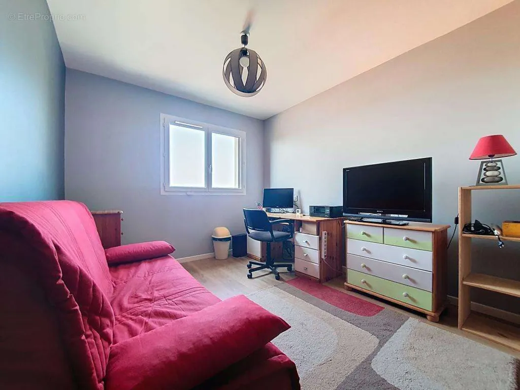 Chambres - Maison contemporaine avec piscine à Mions