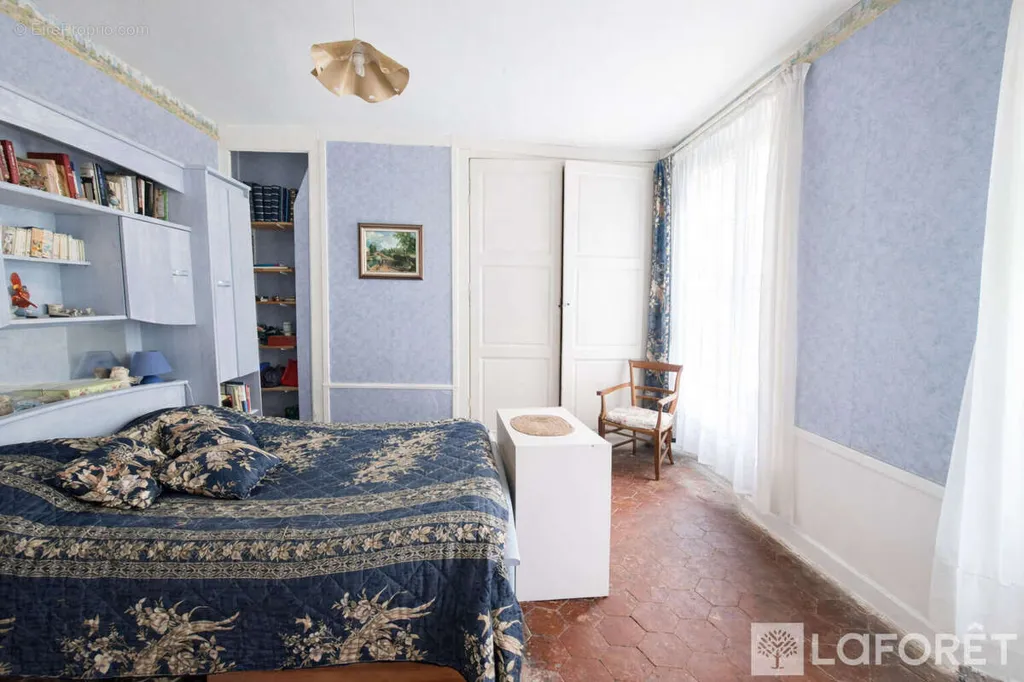 Chambres - Maison de Caractère avec Studio Indépendant à Avon