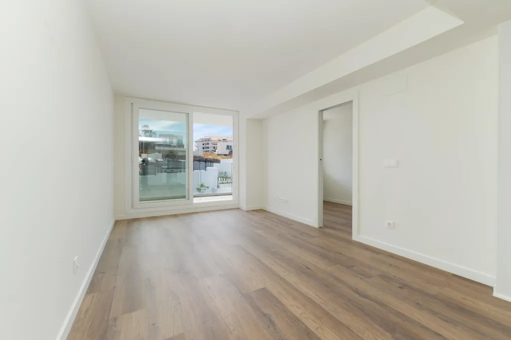 Pièces - 2-Bedroom Apartment with Pools in Torreblanca