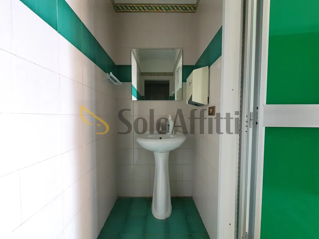 Vannitoad - Open Space Office with Parking in Catanzaro Lido
