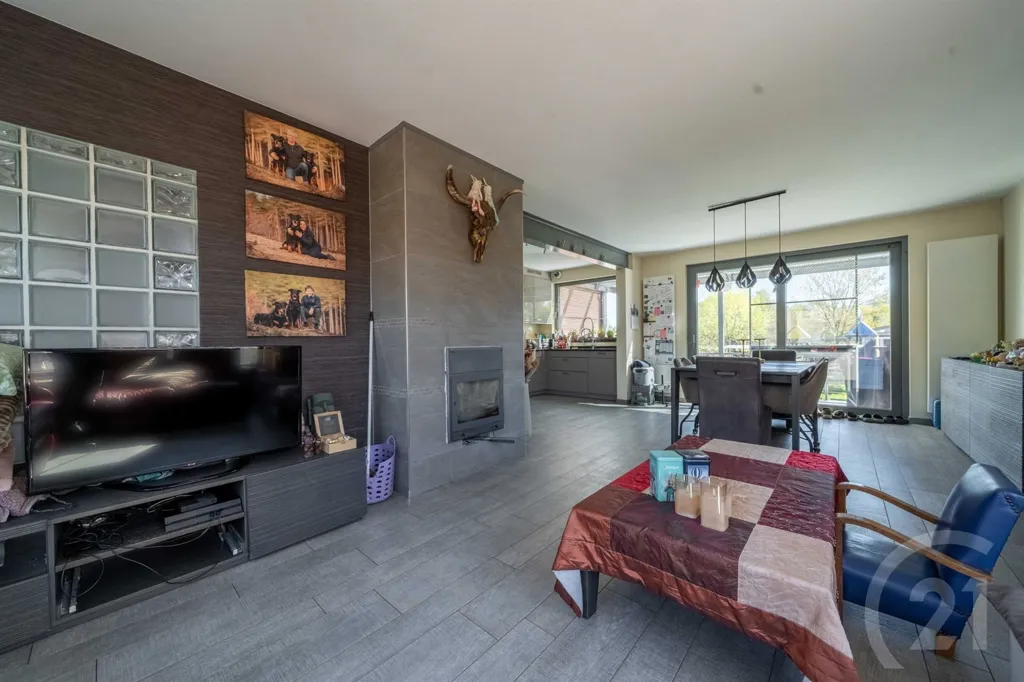 Séjour - Maison avec vue sur champs à Betekom
