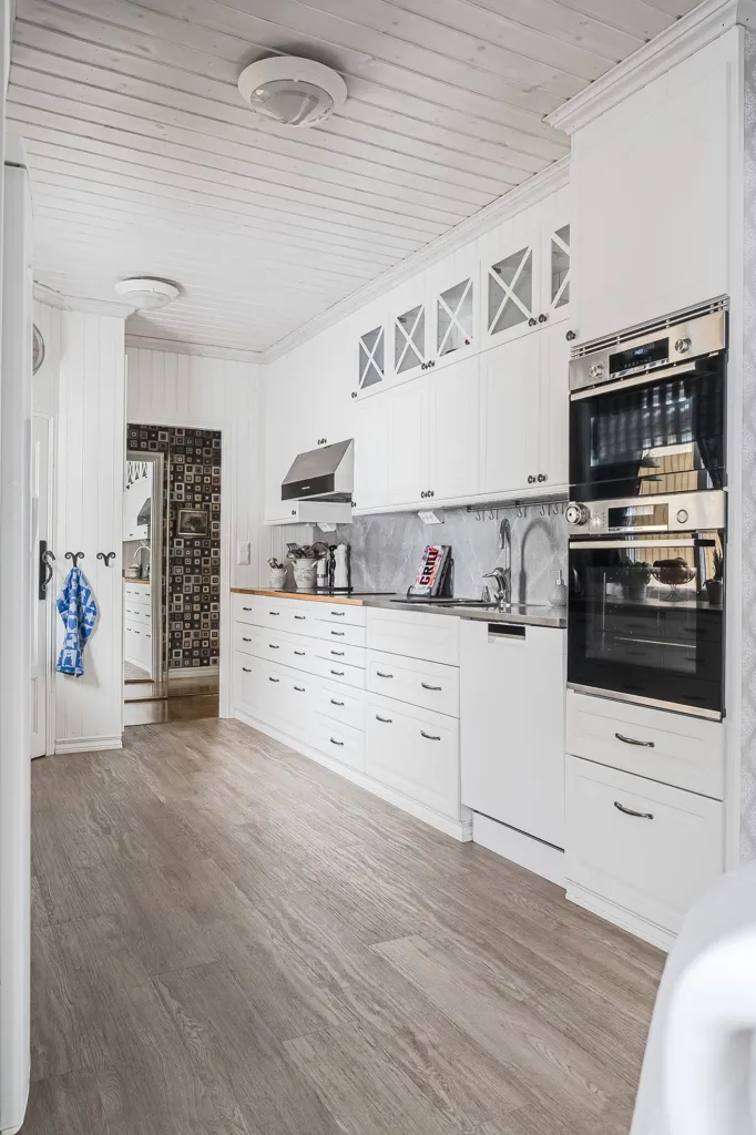 Köök - Villa with Lakeside Double Plot in Lucksta