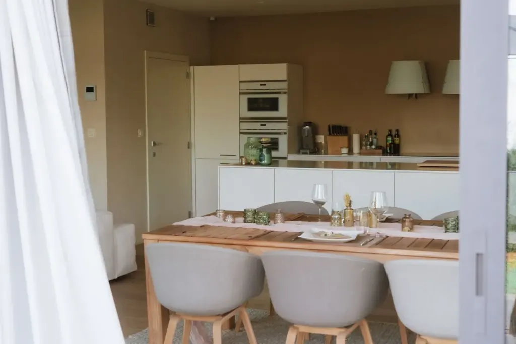Söögituba - Modern Apartment with Balcony in Halle