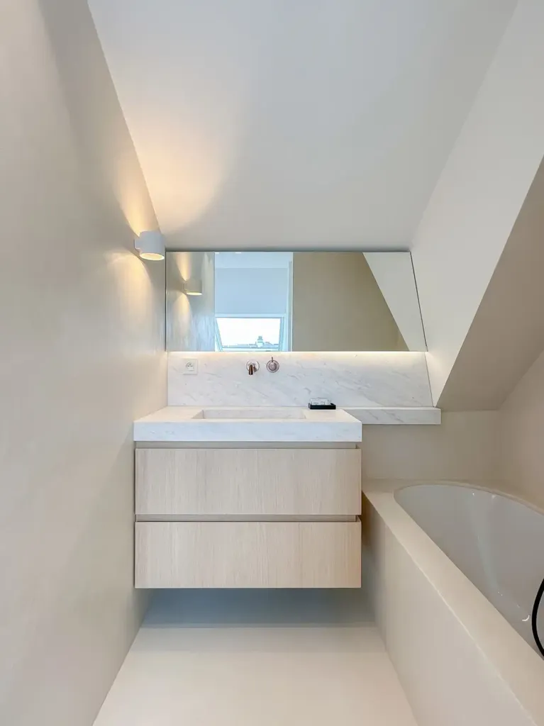 Bathrooms - Refined Duplex in Prominent Villa Residence, Zoute