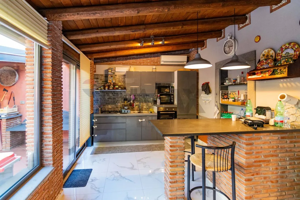Maison 6 pièces à IT