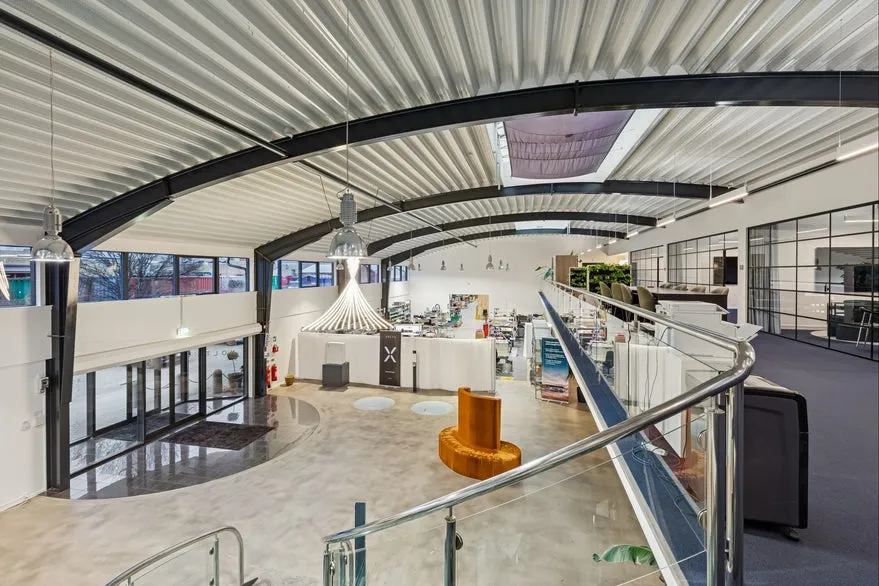 Pièces - Modern Office Building with Flexible Space in Business Park