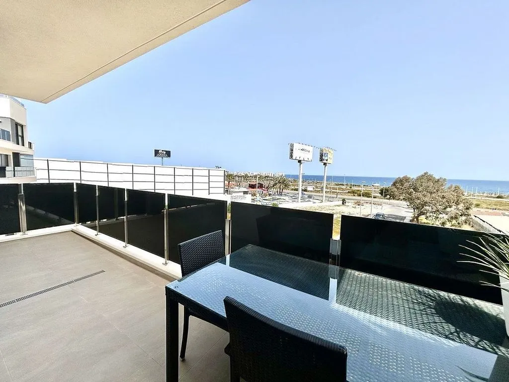 Rõdu - 3-Bed Flat with Pool in Playa Flamenca