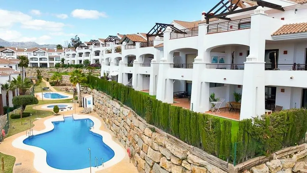 Pool - Luxury Flat with Pool in Casares, Andalusia