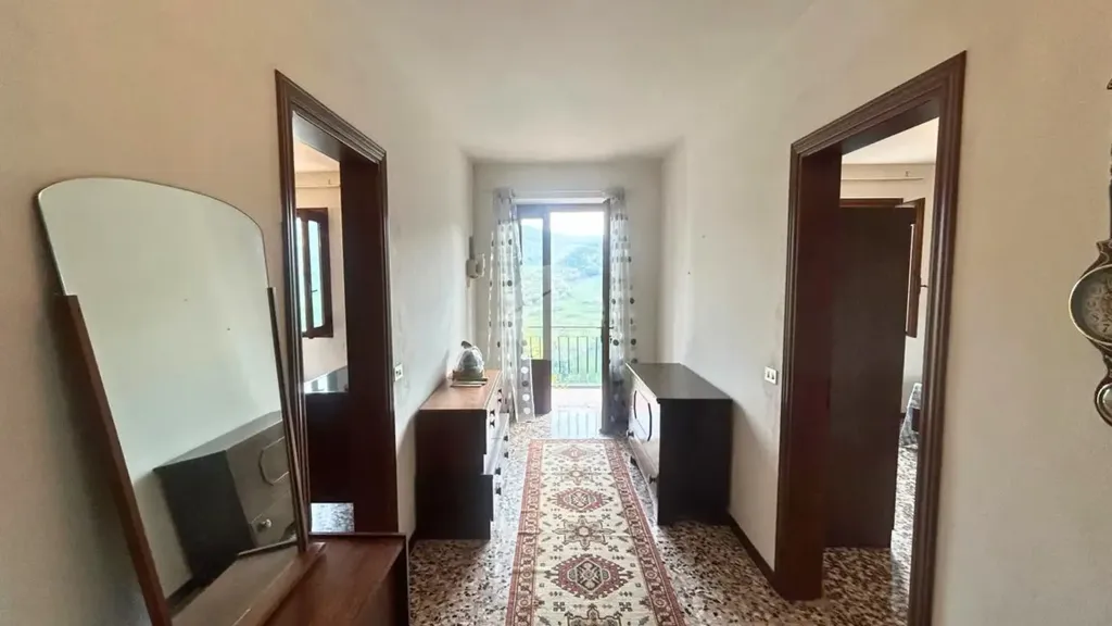 Hallway - Independent House with Panoramic View in Vigolo