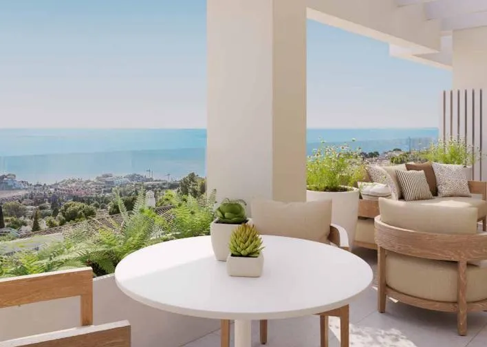 Terrazza - Beachfront Flat with Pool in Benalmádena Pueblo