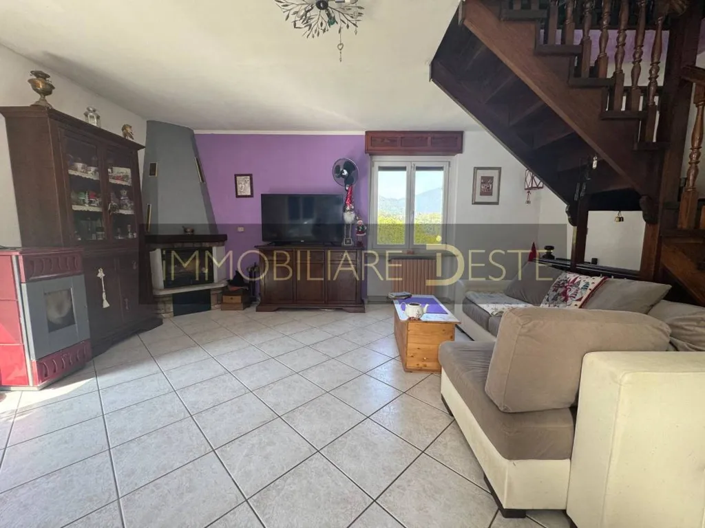 Elutuba - Villa with Private Garden in Rubiana