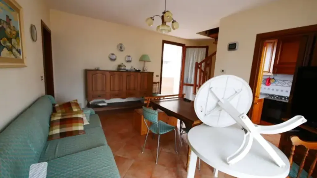 Salle à manger - Terraced Apartment with Garage in Serramazzoni